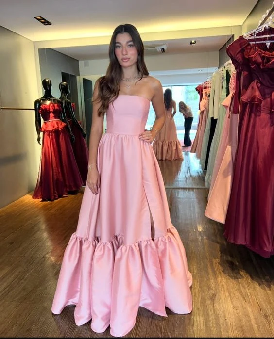 Robe de soirée trapèze bustier en satin rose avec soutien-gorge intégré