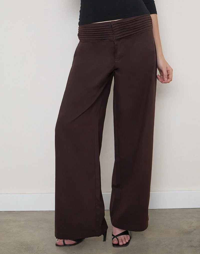 Pantalon Sadasi en sergé couleur chocolat amer
