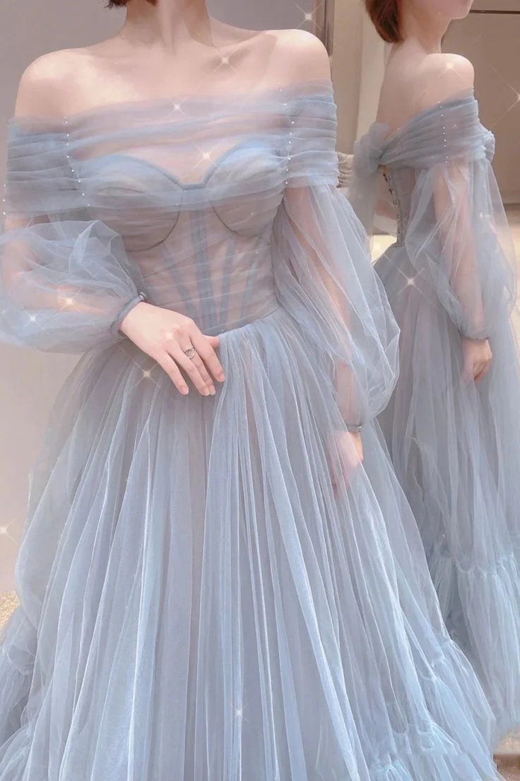 Robe de bal longue en tulle bleu avec soutien-gorge intégré et fermeture éclair
