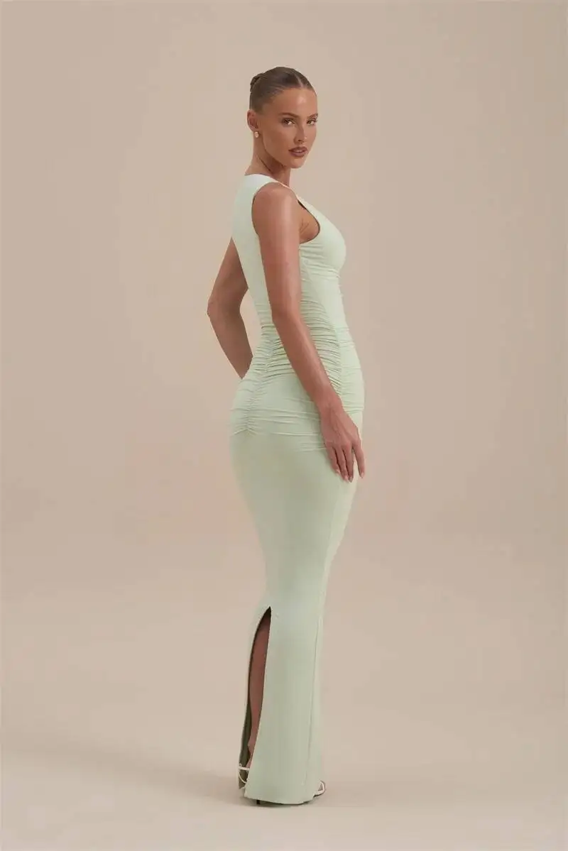 Robe moulante longue sans manches à col en V profond