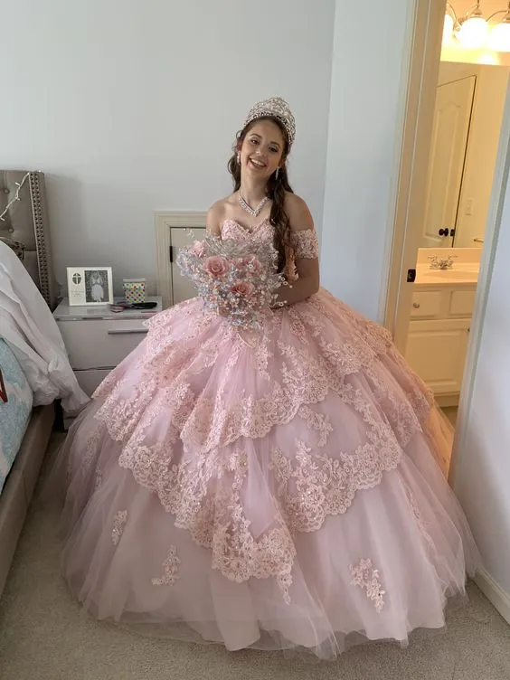 Robe de bal en dentelle rose, longueur au sol, en tulle, à lacets