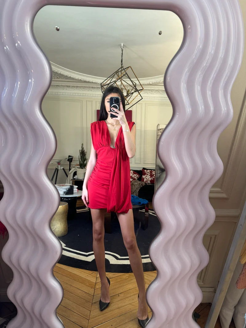 Robe Noam