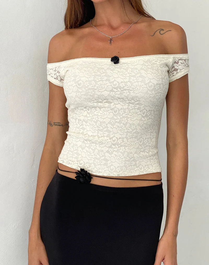 Lonnie Bardot Top in Rose Lace Ivory
