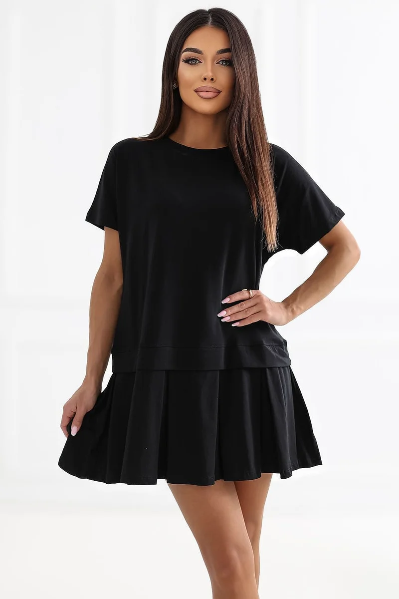 Robe été courte noire bas plissé