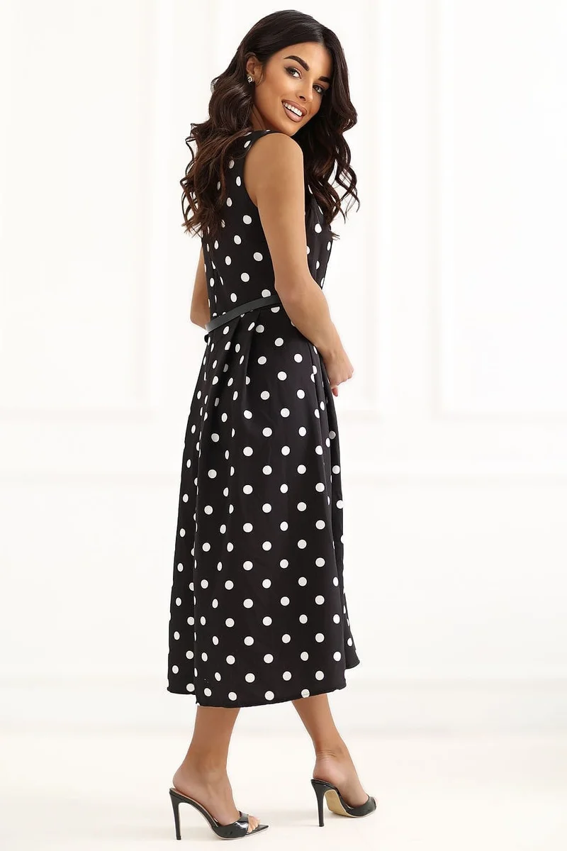 Robe de cocktail midi à pois évasée