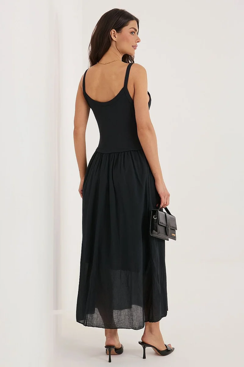 Robe été longue noire à bretelles