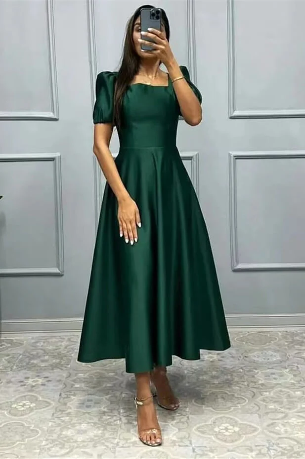 Robe de bal élégante coupe trapèze à manches courtes et décolleté carré
