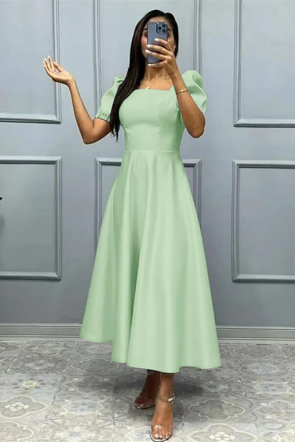 Robe de bal élégante coupe trapèze à manches courtes et décolleté carré