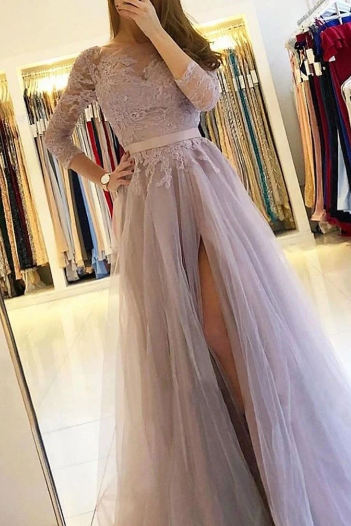 Robe de bal élégante à manches longues et coupe trapèze en dentelle avec fente sur la cuisse