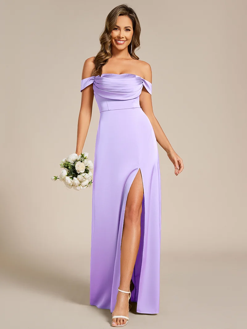 Robe de soirée longue en satin à épaules dénudées et manches courtes