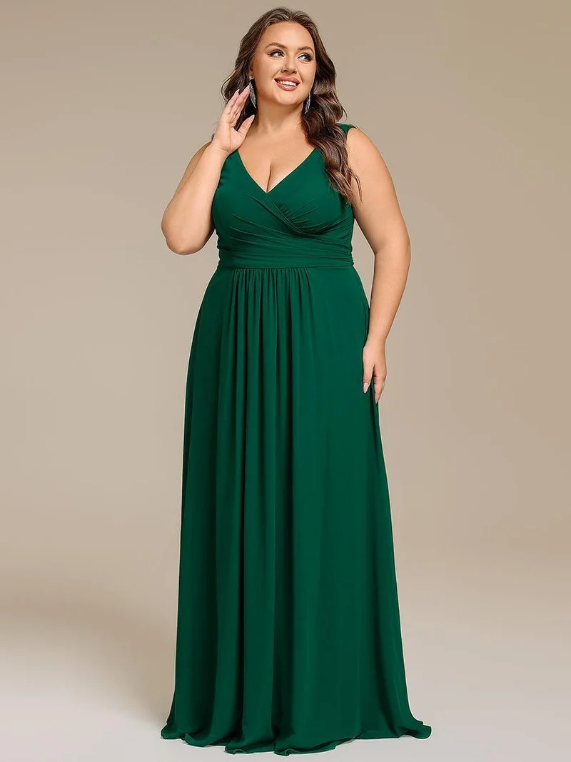 Robe de soirée longue en mousseline plissée sans bretelles à col en V