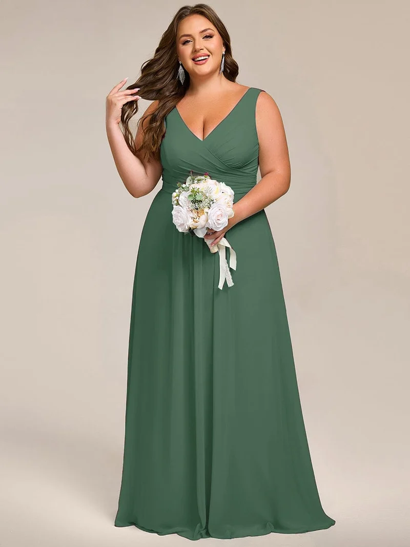 Robe de soirée longue en mousseline plissée sans bretelles à col en V