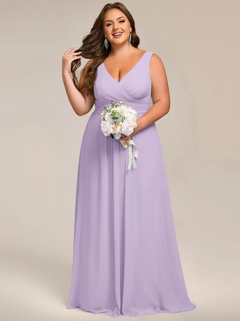 Robe de soirée longue en mousseline plissée sans bretelles à col en V