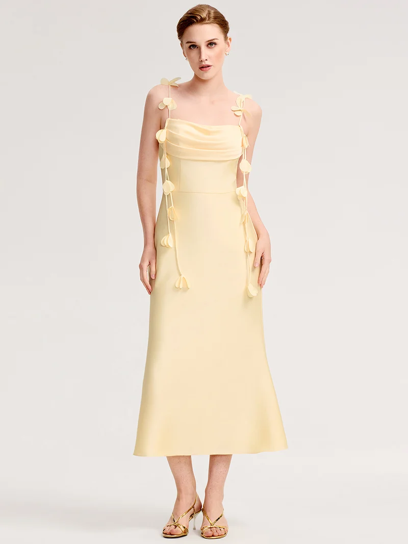 Robe d'invitée de mariage dos nu à bretelles fines et col drapé