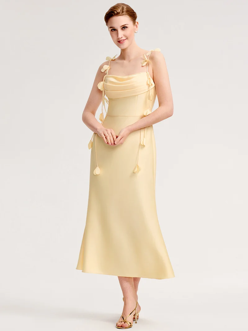 Robe d'invitée de mariage dos nu à bretelles fines et col drapé