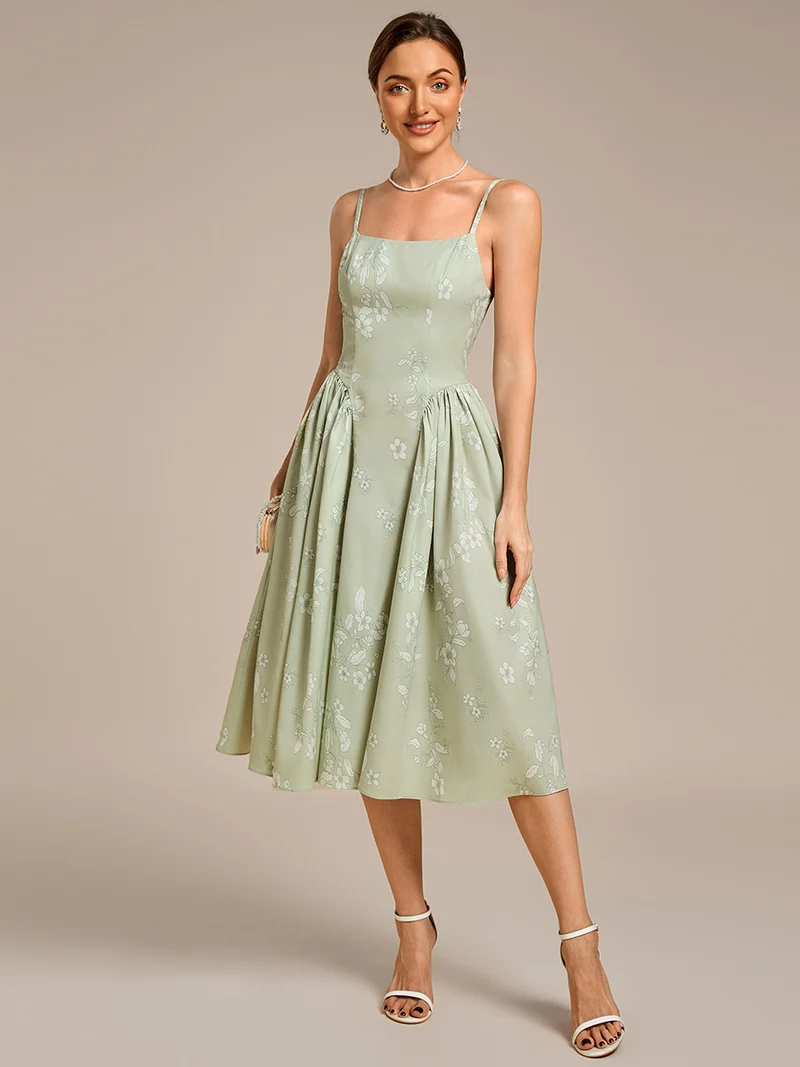 Robe de mariée à fleurs et bretelles spaghetti