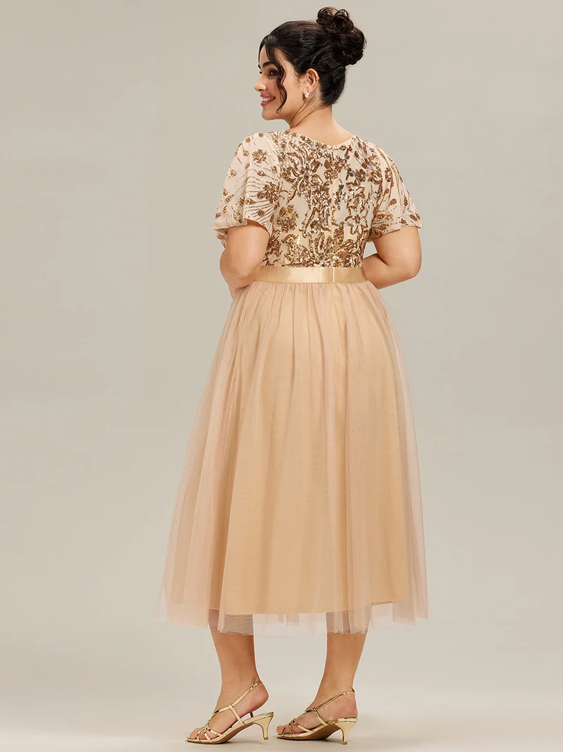 pretty COOPER|Grande Taille Robe midi chic à volants et sequins décolleté