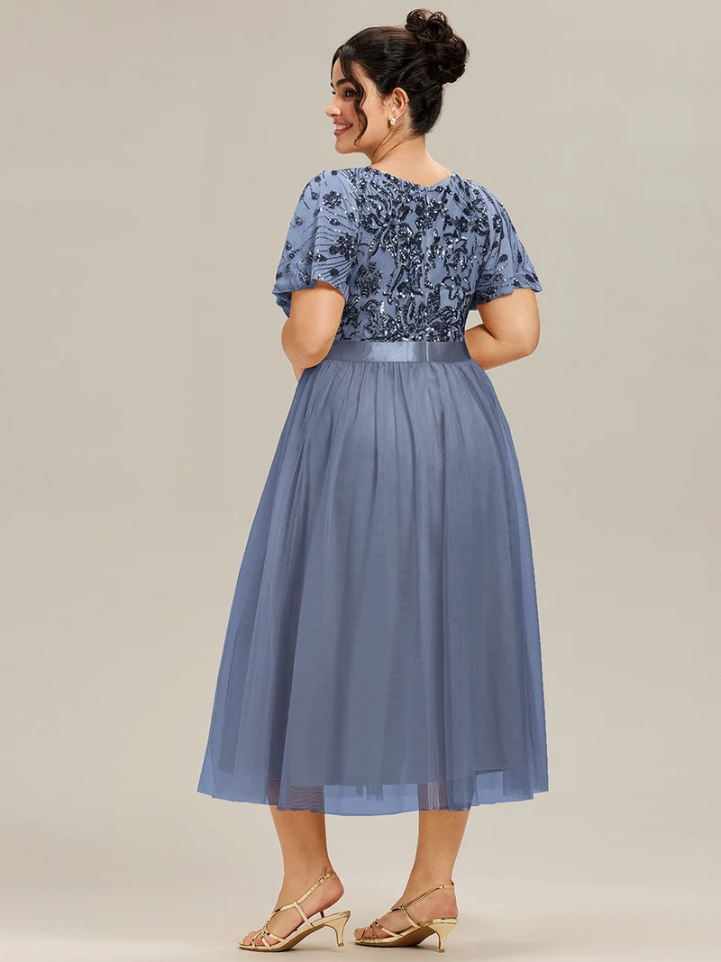 pretty COOPER|Grande Taille Robe midi chic à volants et sequins décolleté