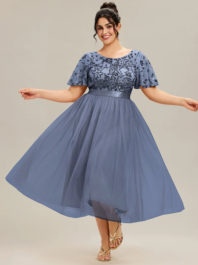 pretty COOPER|Grande Taille Robe midi chic à volants et sequins décolleté