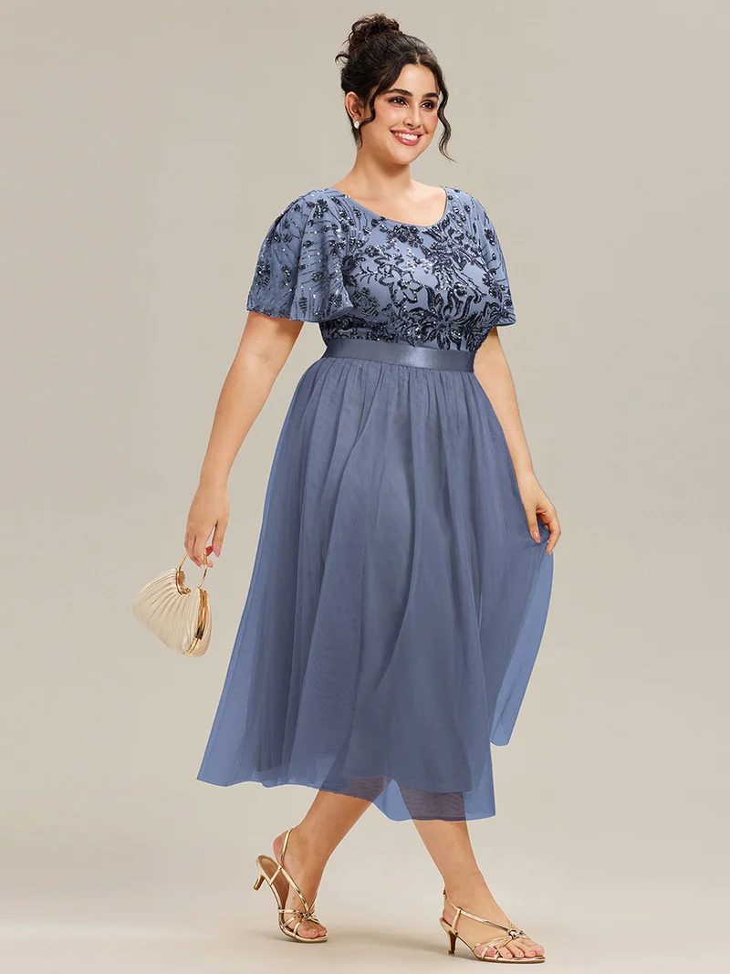 pretty COOPER|Grande Taille Robe midi chic à volants et sequins décolleté