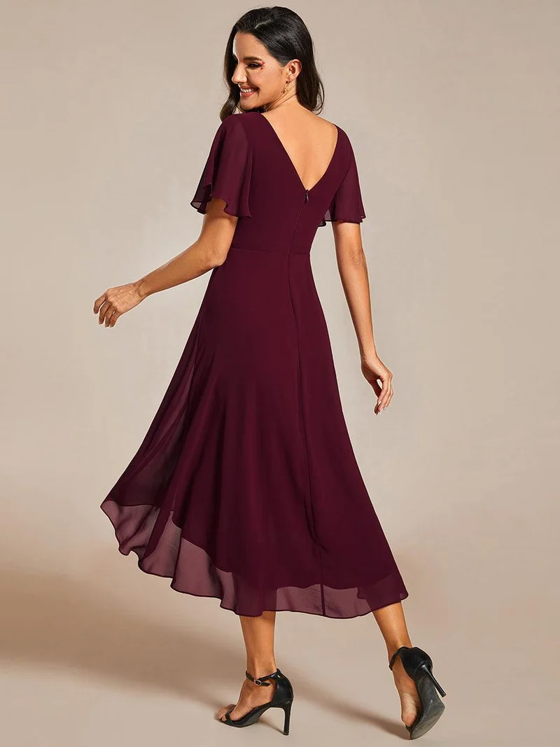 ever FAYE|Robe d'invitée de mariage chic à avec col en V et à manches courtes