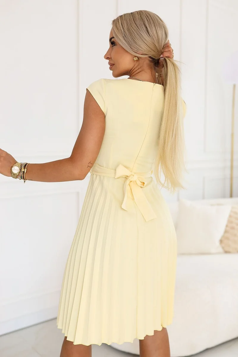 Robe été plissée jaune manches courtes
