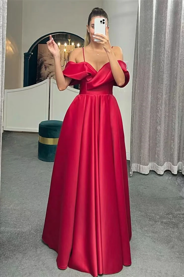 Robe de soirée trapèze à bretelles spaghetti et épaules dénudées avec dos lacé