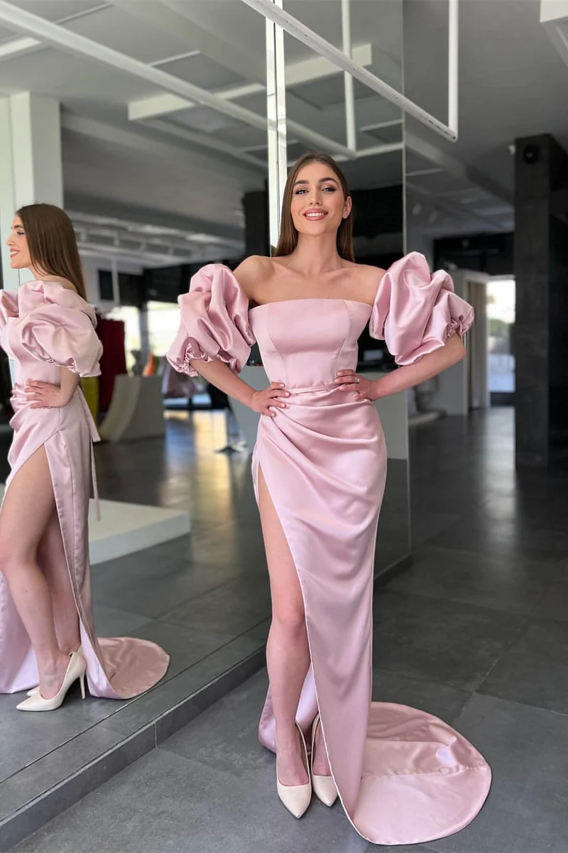 Robe de bal sirène rose élégante sans bretelles avec fente et manches