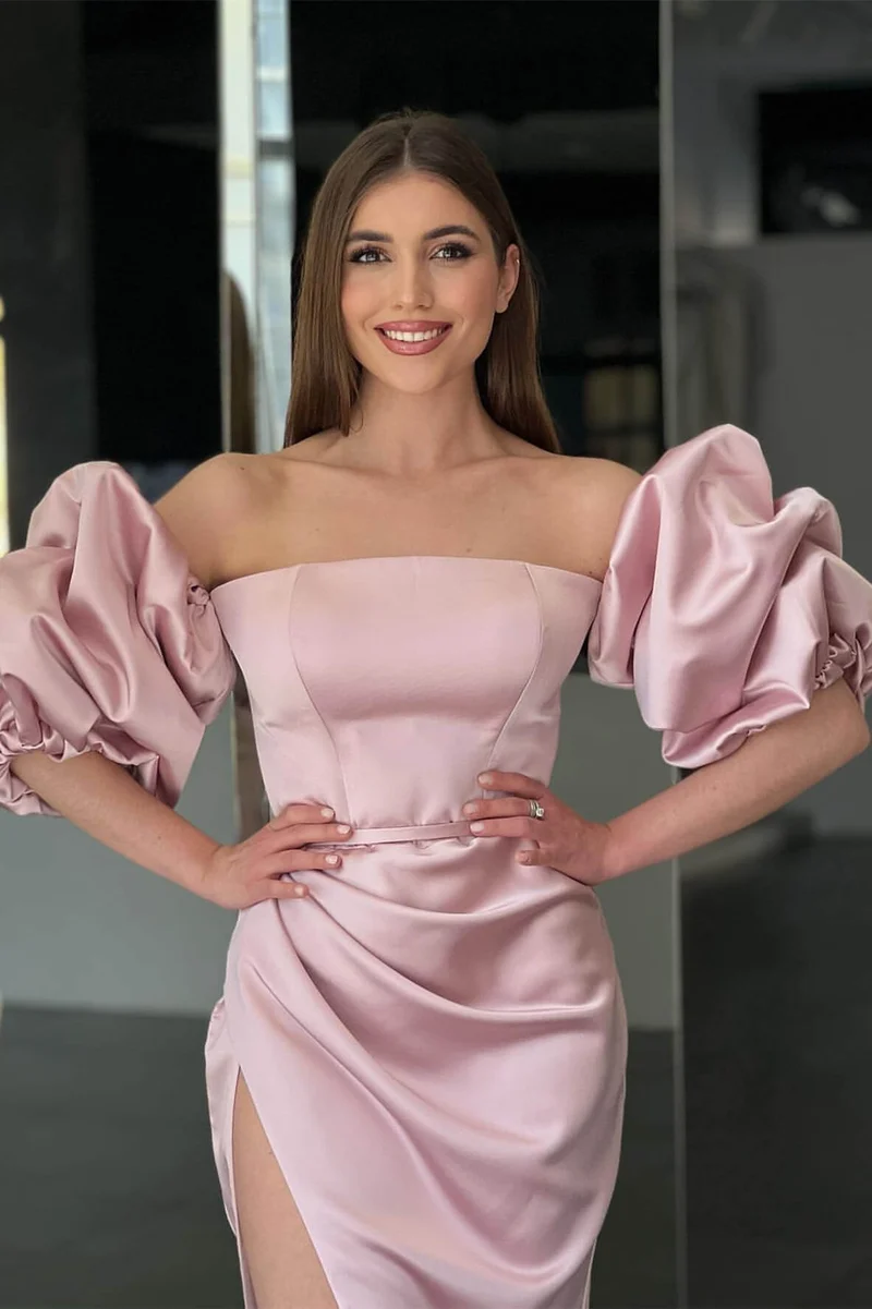 Robe de bal sirène rose élégante sans bretelles avec fente et manches
