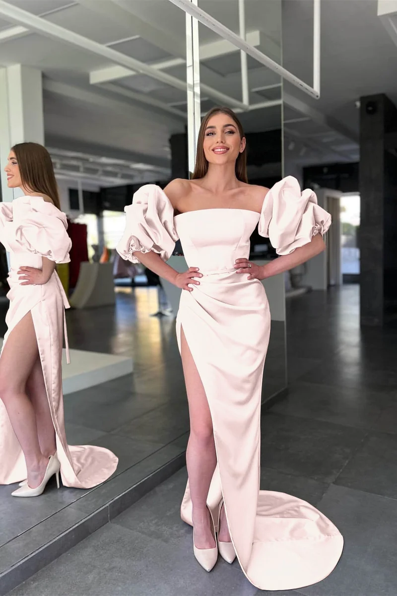 Robe de bal sirène rose élégante sans bretelles avec fente et manches