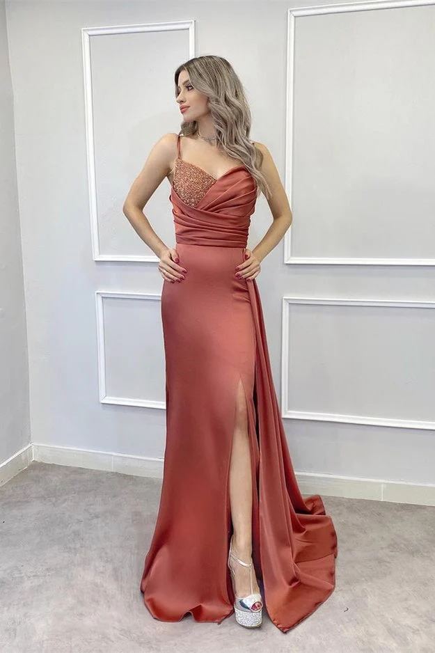 Robe de bal sirène élégante à bretelles spaghetti et volants fendus sur la cuisse