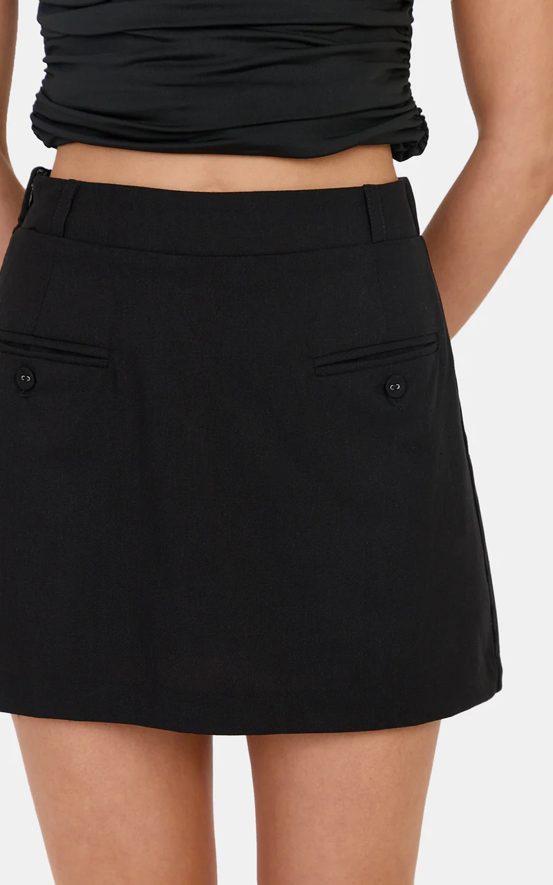 Natasha Skort - Linen Blend Mid Waist Elasticated Back Skort in Black