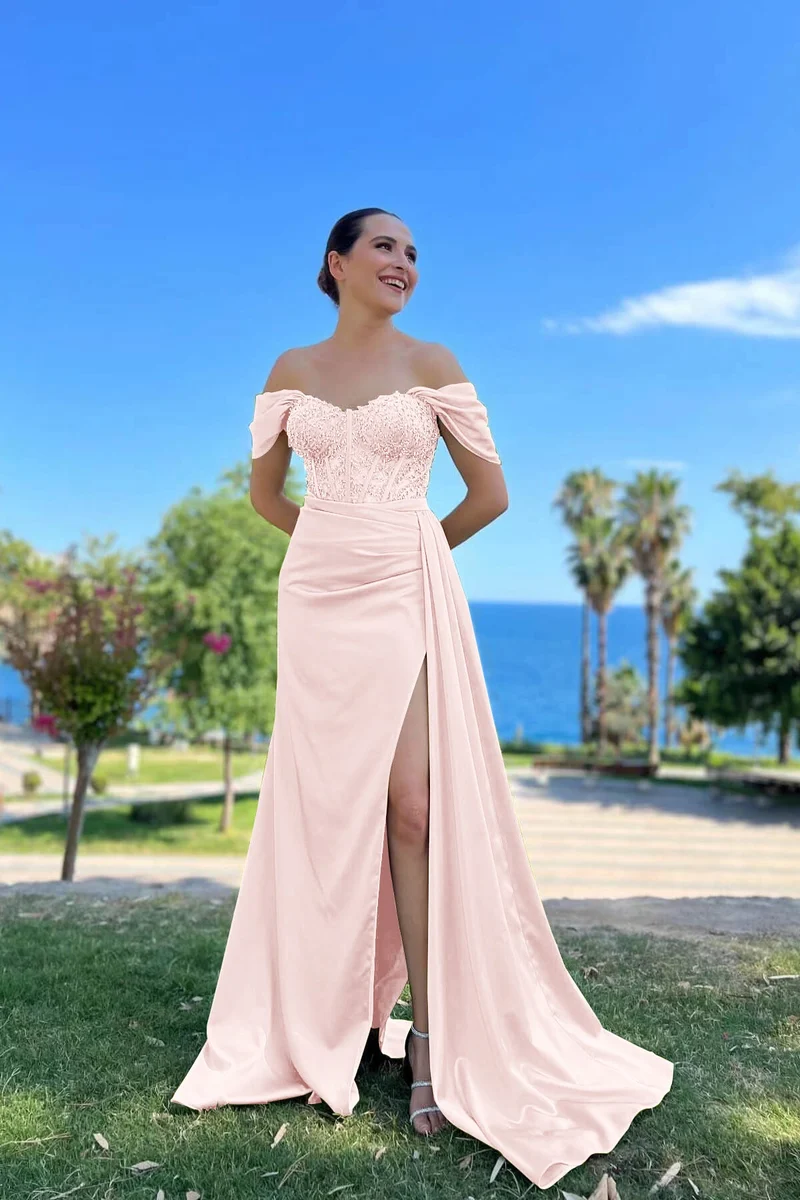 Robe de bal sirène à épaules dénudées et perles avec fente sur le devant
