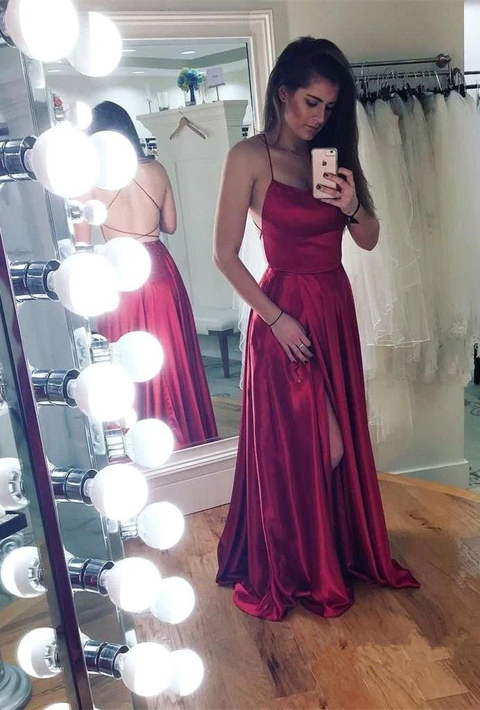 Robe de bal sirène élégante avec bretelles spaghetti et fente jusqu'aux cuisses