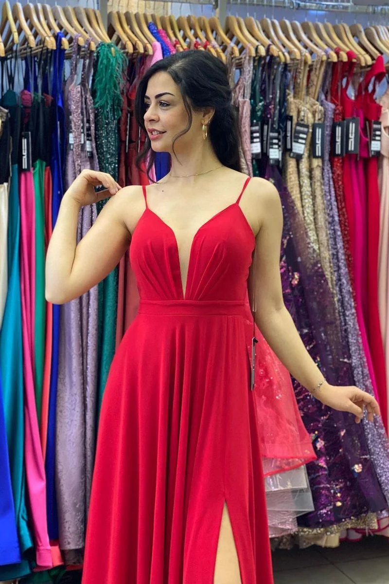 Robe de bal longue rouge à bretelles spaghetti avec fente