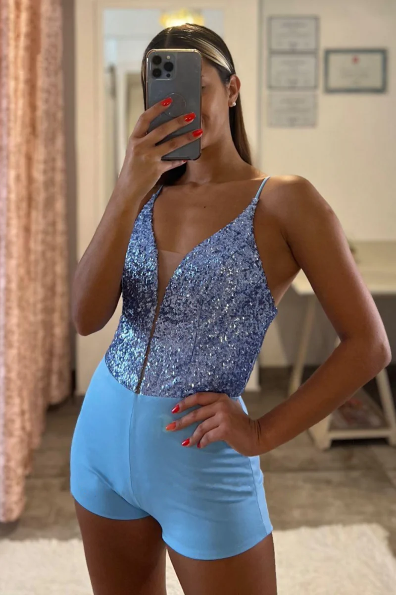 Robe de bal longue à lacets, col en V, bretelles spaghetti et fente sur la cuisse