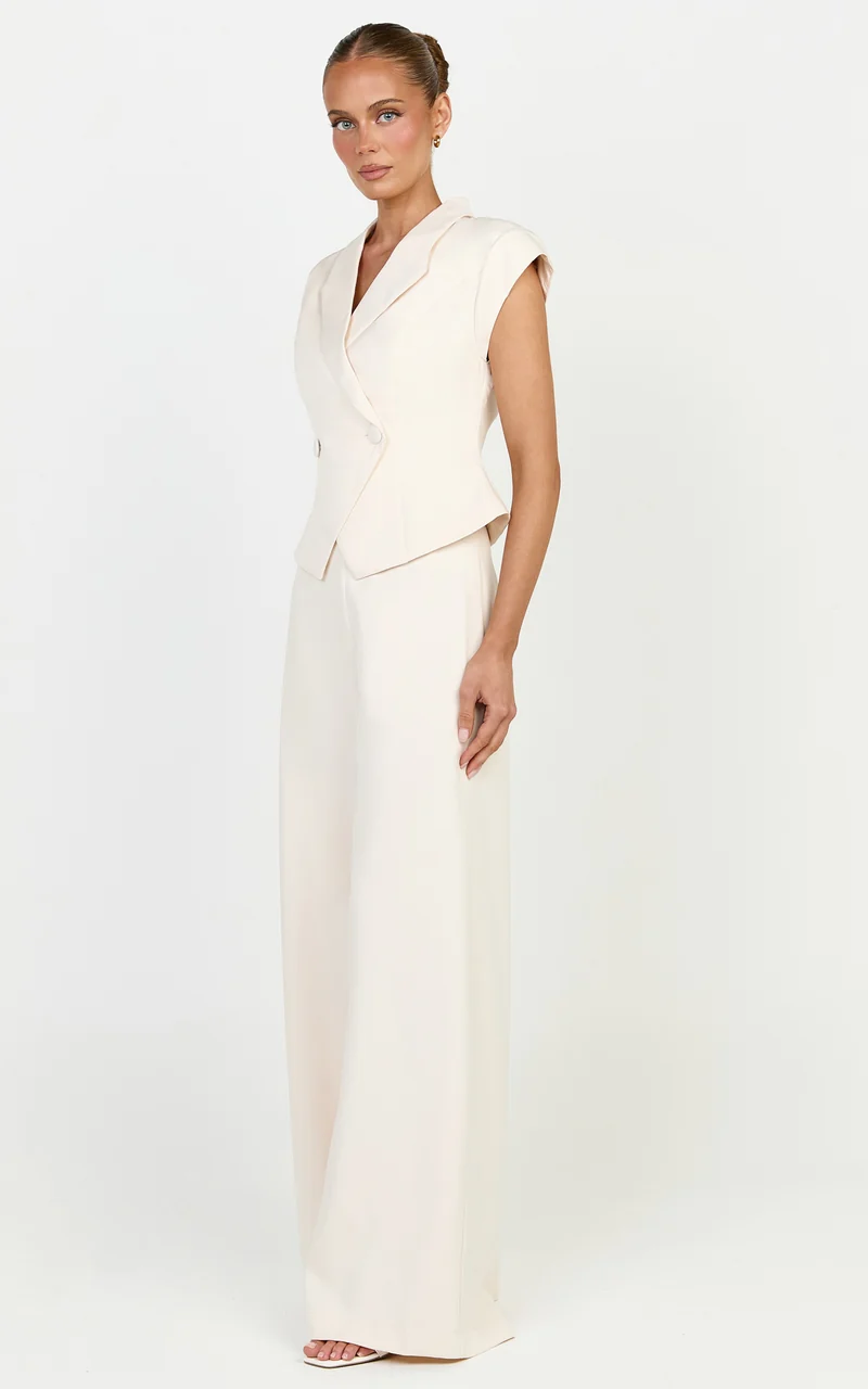 Poppy Top - Cap Sleeve Double Breasted Vest Top in Cream