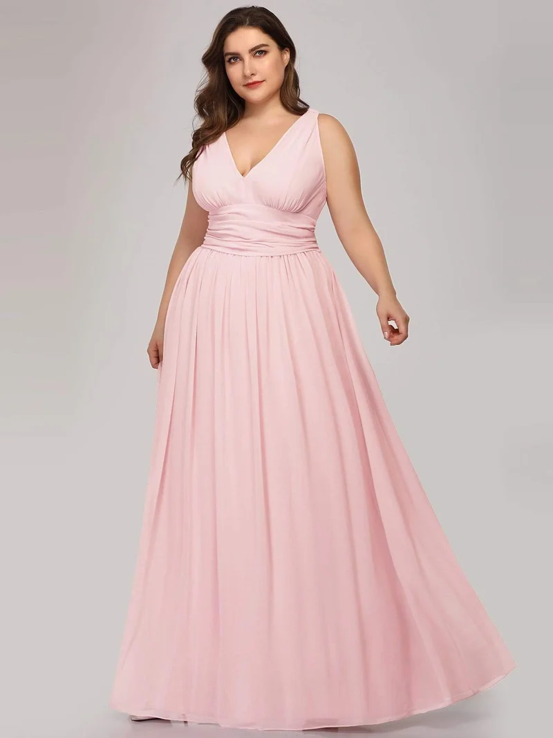 pretty HUSH|Robe de demoiselle d'honneur en mousseline de soie à col en V grande taille