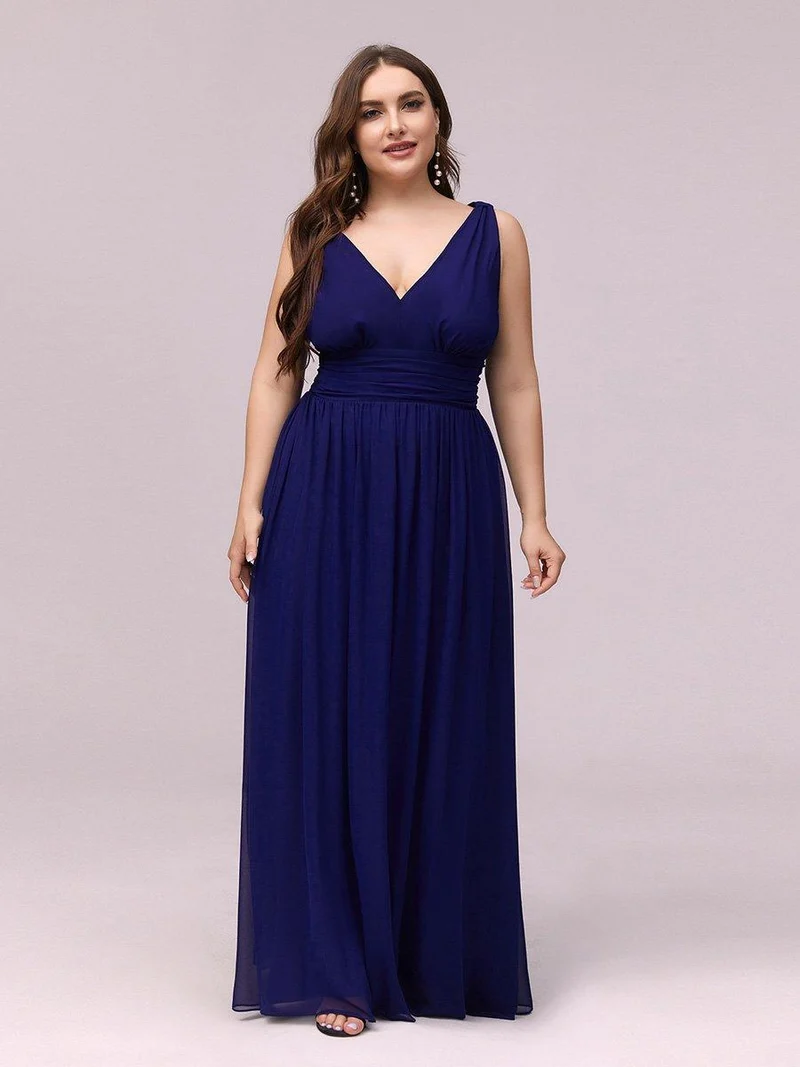 pretty HUSH|Robe de demoiselle d'honneur en mousseline de soie à col en V grande taille