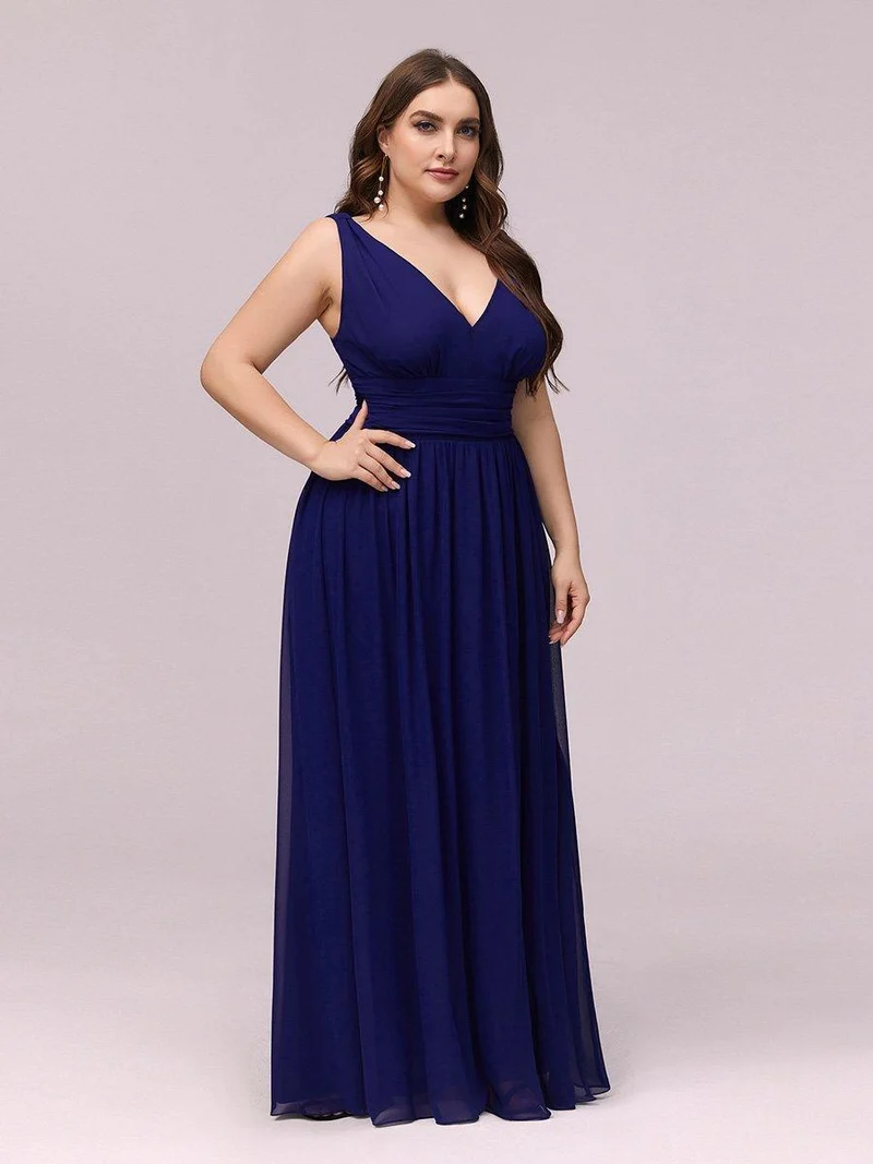 pretty HUSH|Robe de demoiselle d'honneur en mousseline de soie à col en V grande taille