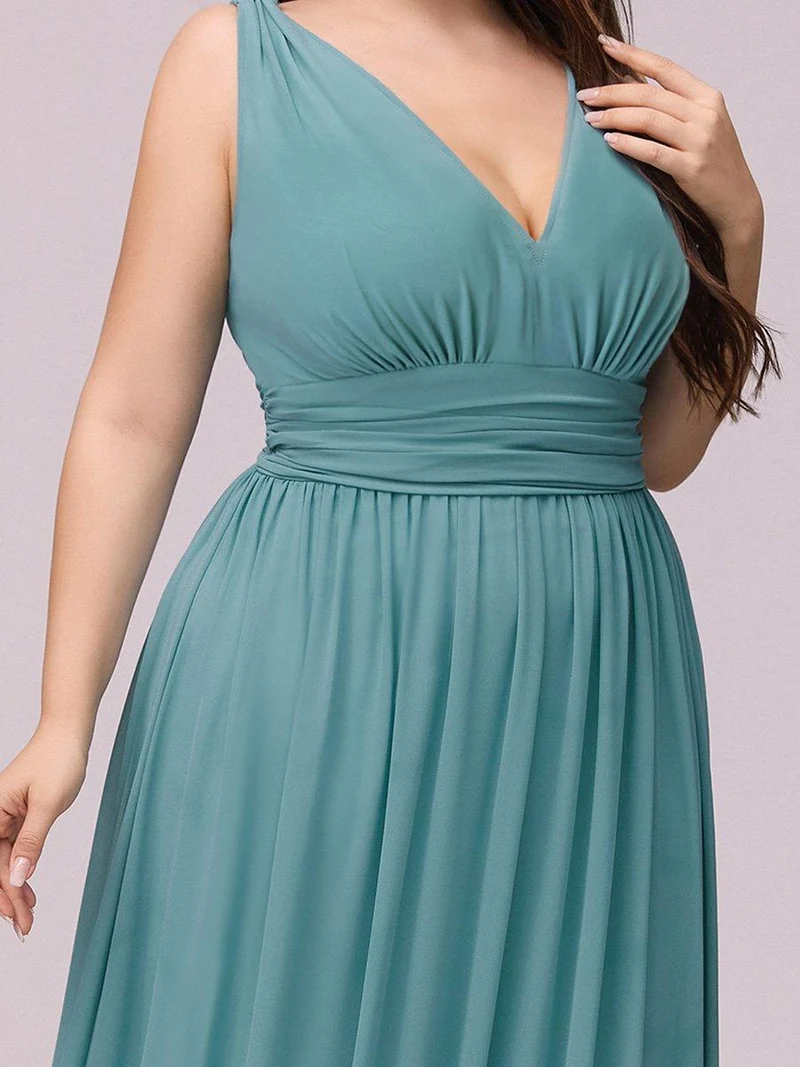 pretty HUSH|Robe de demoiselle d'honneur en mousseline de soie à col en V grande taille