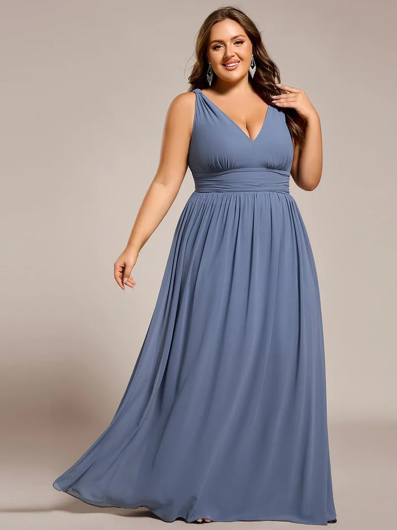 pretty HUSH|Robe de demoiselle d'honneur en mousseline de soie à col en V grande taille