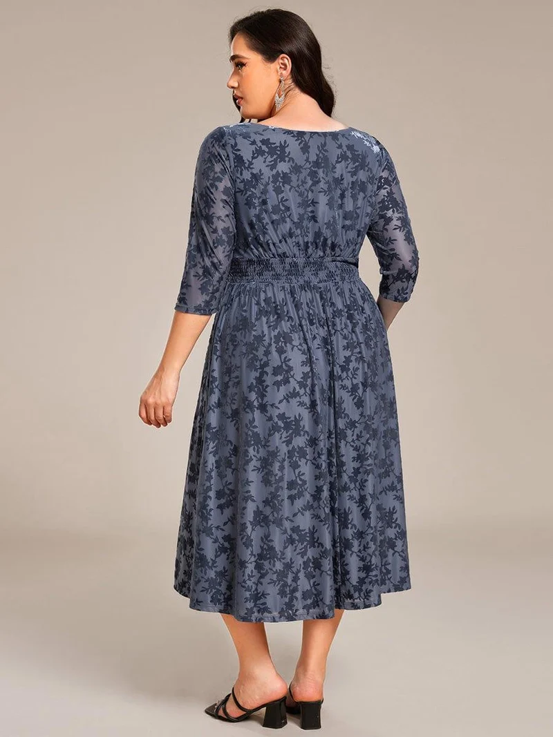 pretty NYRA|Robe d'invitée de mariage en velours fleuri à manches 3/4 grande taille