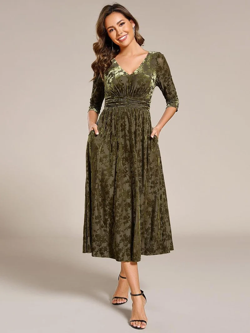ever NYRA|Robe d'invitée de mariage plissée à manches 3/4 en velours fleuri