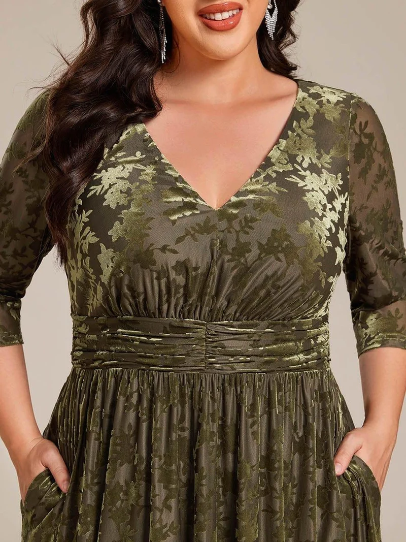 ever NYRA|Robe d'invitée de mariage plissée à manches 3/4 en velours fleuri