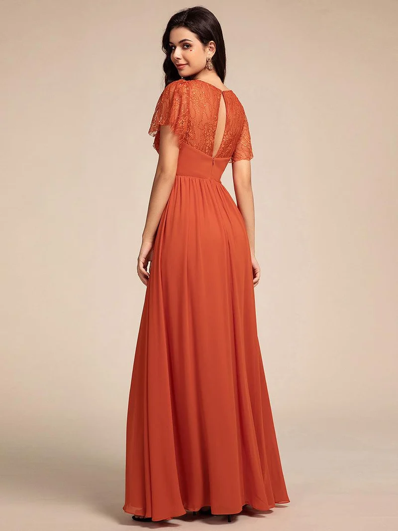 ever ROBYN|Robe longue de demoiselle d'honneur à manches flottantes et col en V en dentelle