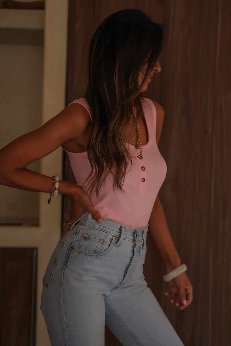 Top Indra rose