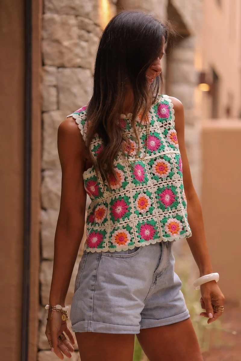 Top Enola vert en crochet