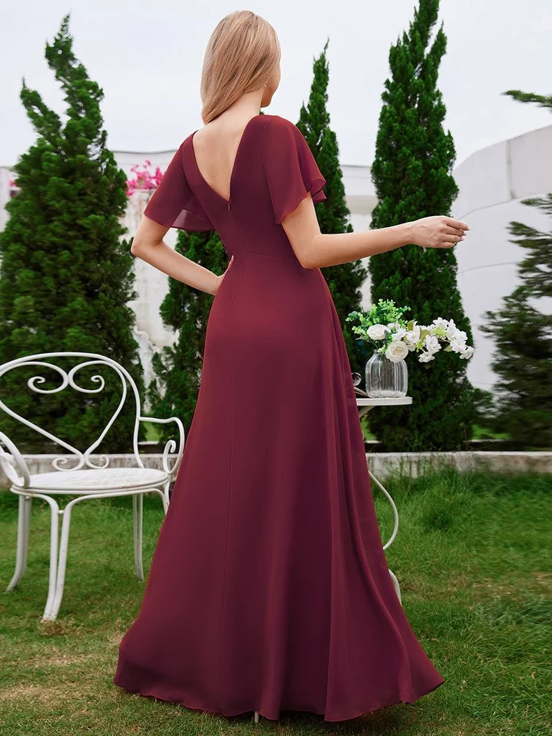 Robe de demoiselle d'honneur trapèze en mousseline à manches volantées avec plis à col en V