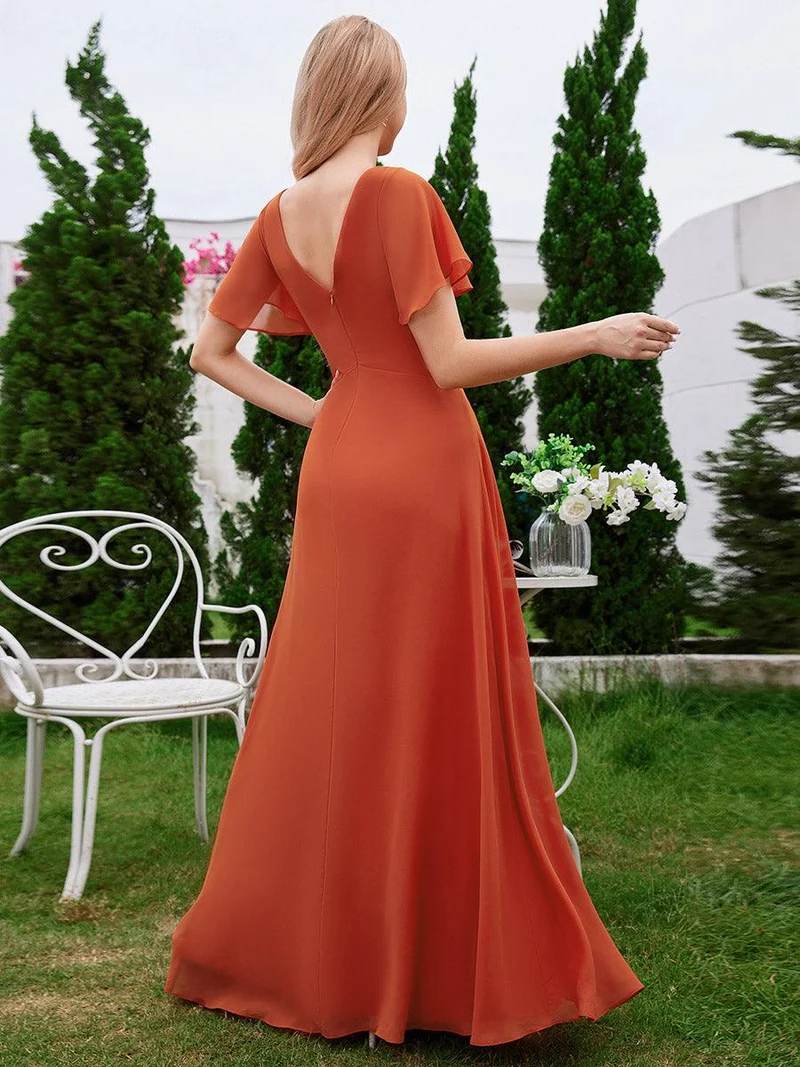 Robe de demoiselle d'honneur trapèze en mousseline à manches volantées avec plis à col en V